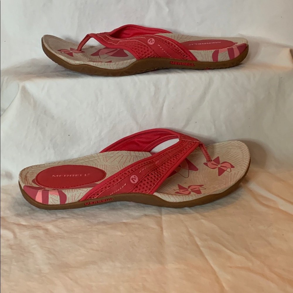 Merrell Vibrant Red Flip Flops